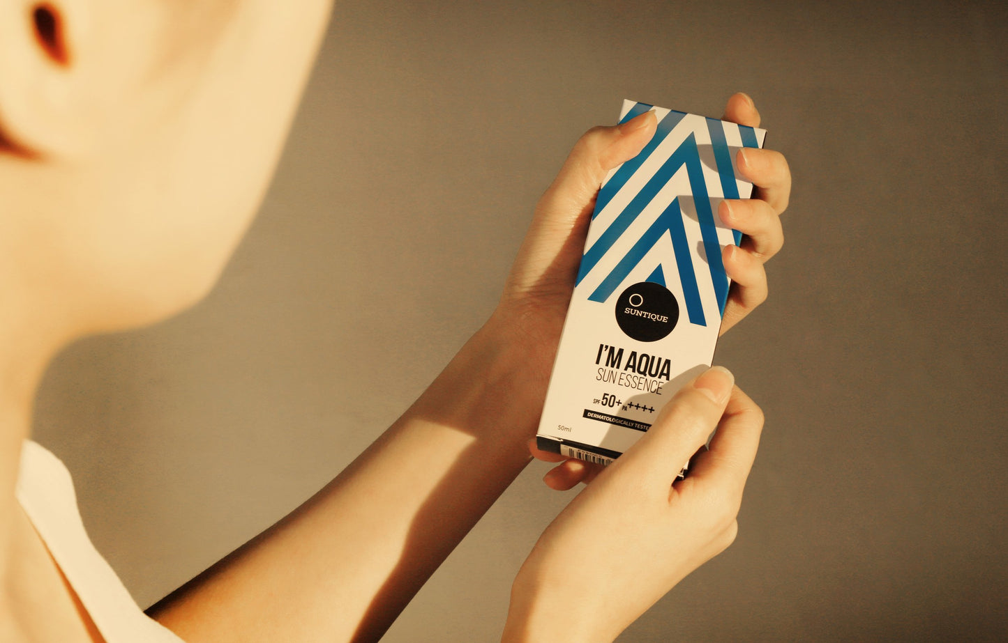 Suntique - I'm Aqua Sun Essence